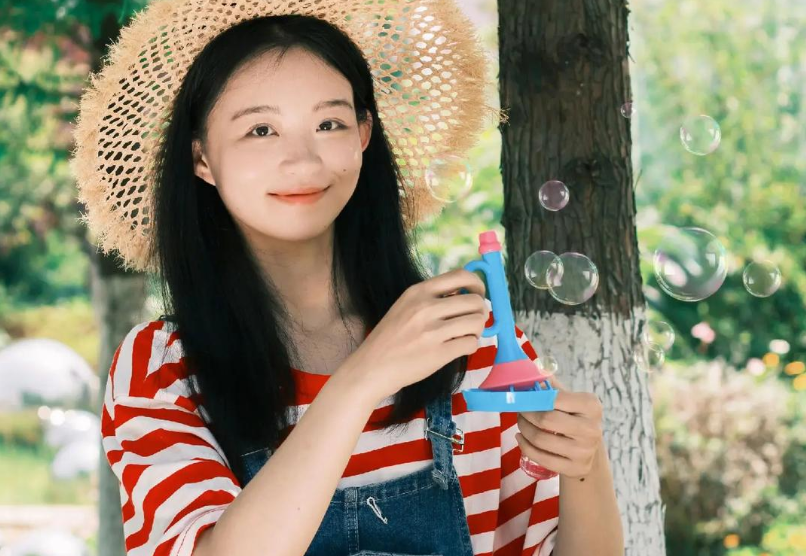  包养关系中的情感PUA：你以为遇到了真爱，其实只是他的“猎物”